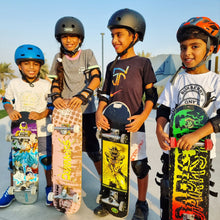 Load image into Gallery viewer, JUNIOR - GROUP SKATEBOARD LESSONS - DAMAC HILLS
